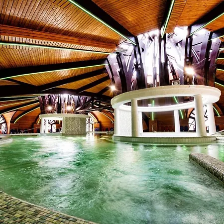 Jenny Vendeghaz Tatil Evi *