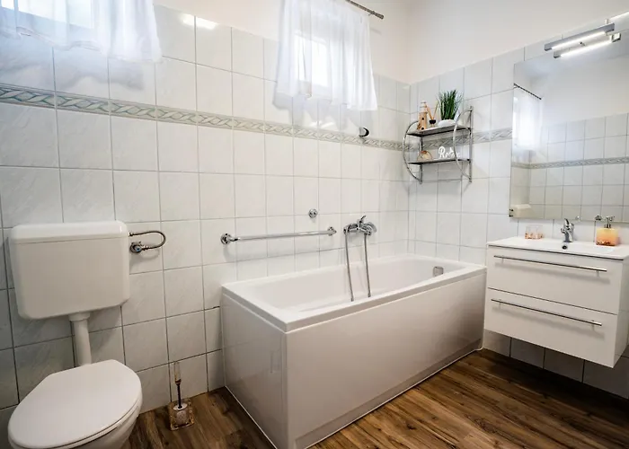 Jenny Vendeghaz * Zalakaros