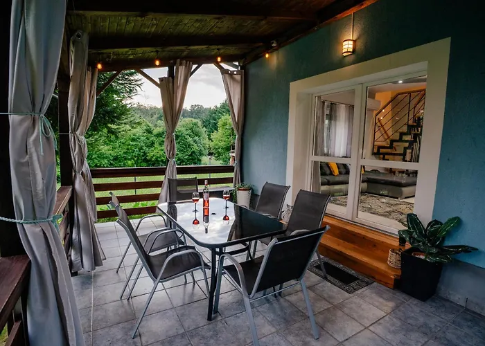 Jenny Vendeghaz בית נופש *